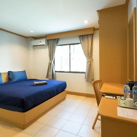 Jb House Patong Hostel Exterior foto
