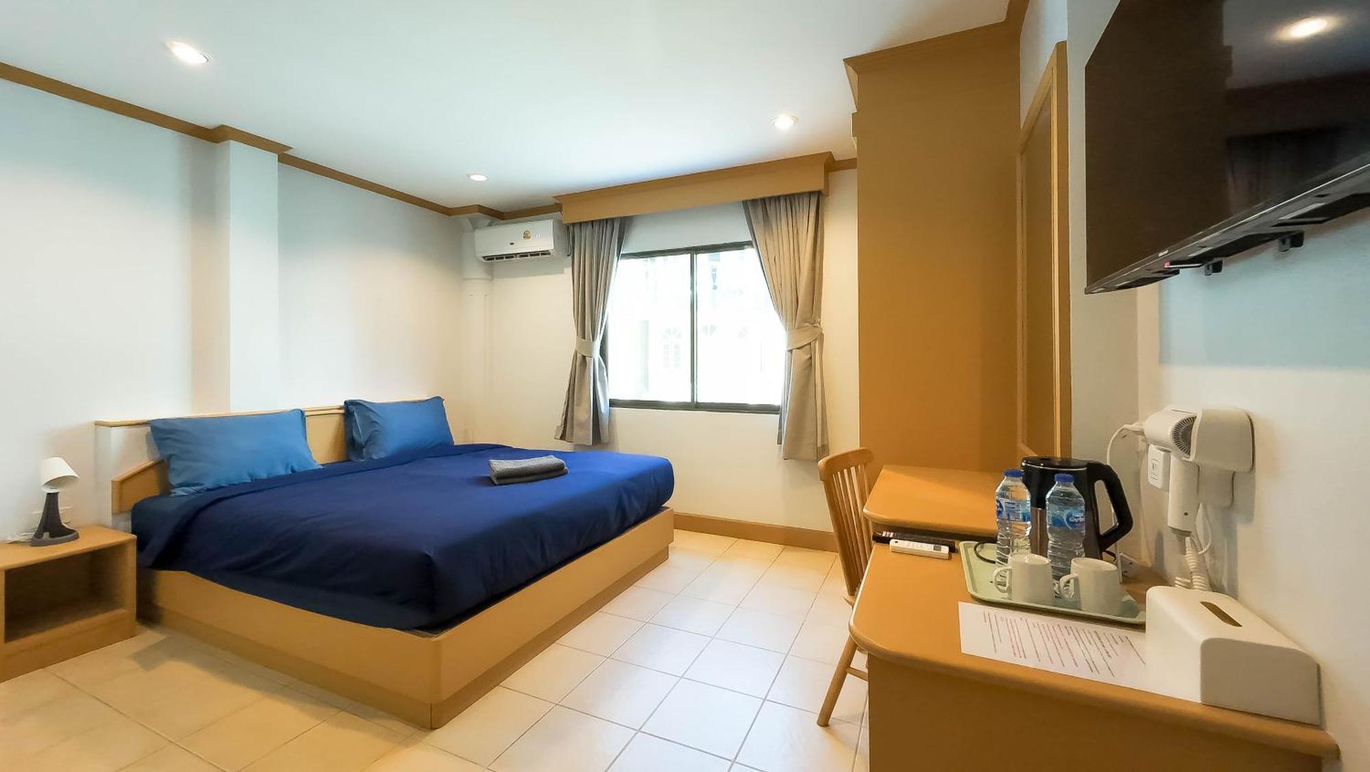 Jb House Patong Hostel Exterior foto